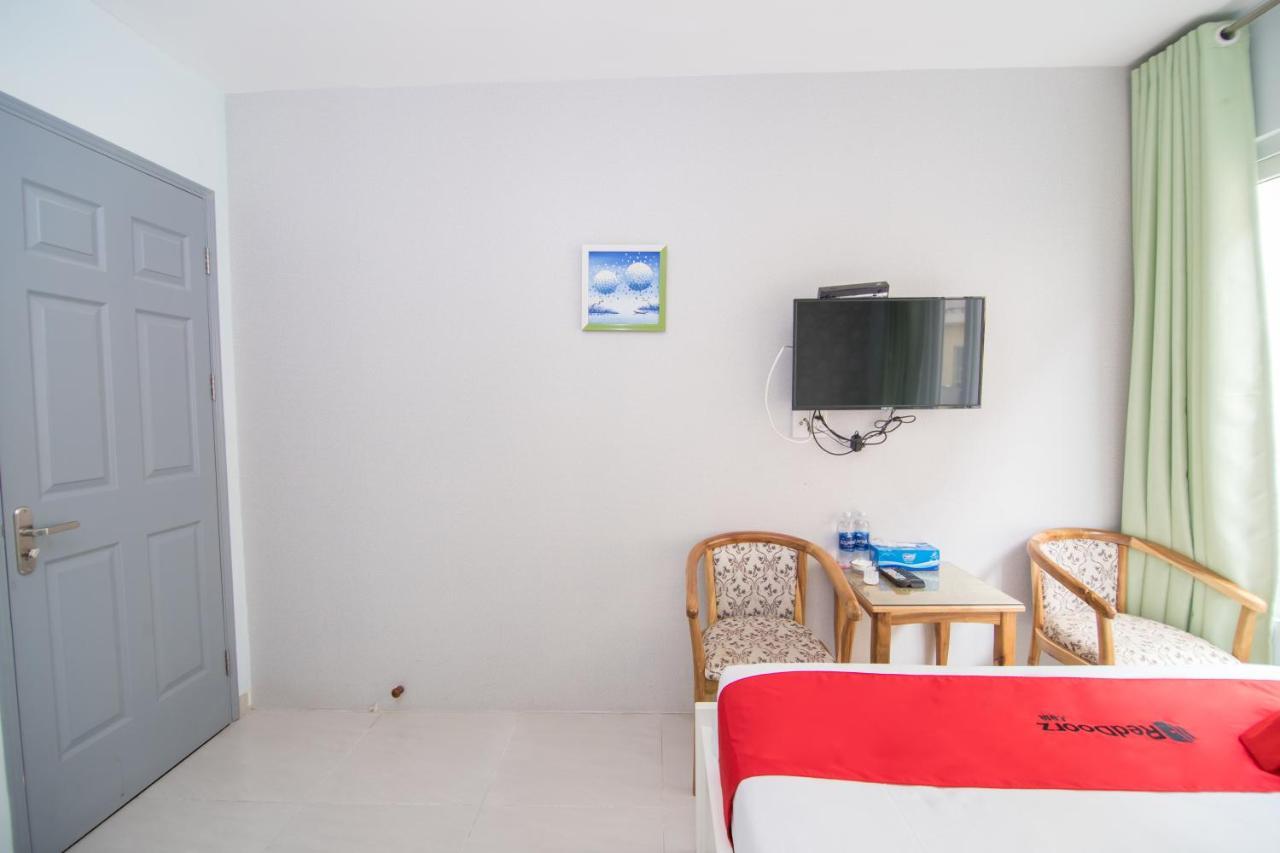 Reddoorz Near Sc Vivocity Mall 2 Ho Chi Minh-stad Buitenkant foto